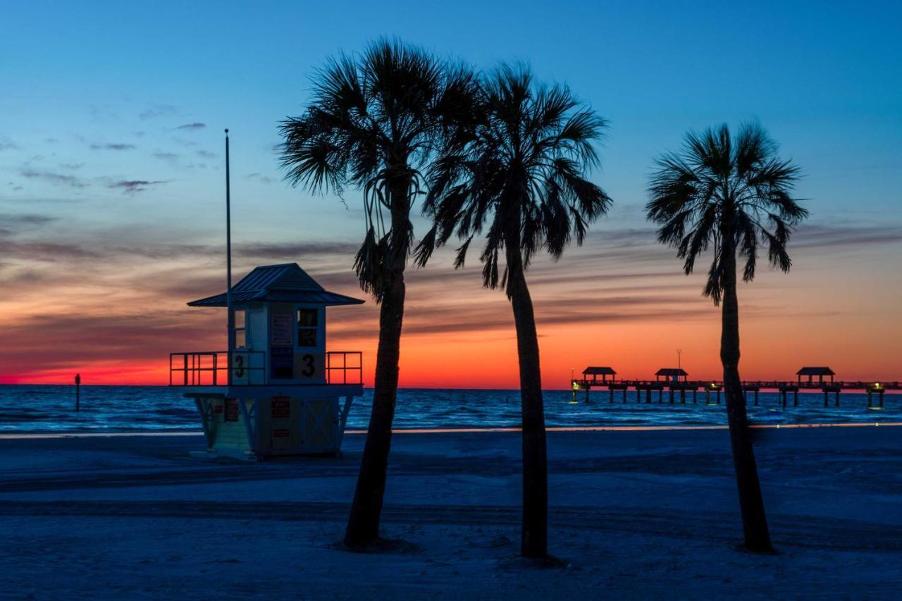 Coastal Sea Side Townhome - Walk To Beach! Clearwater Beach Eksteriør billede