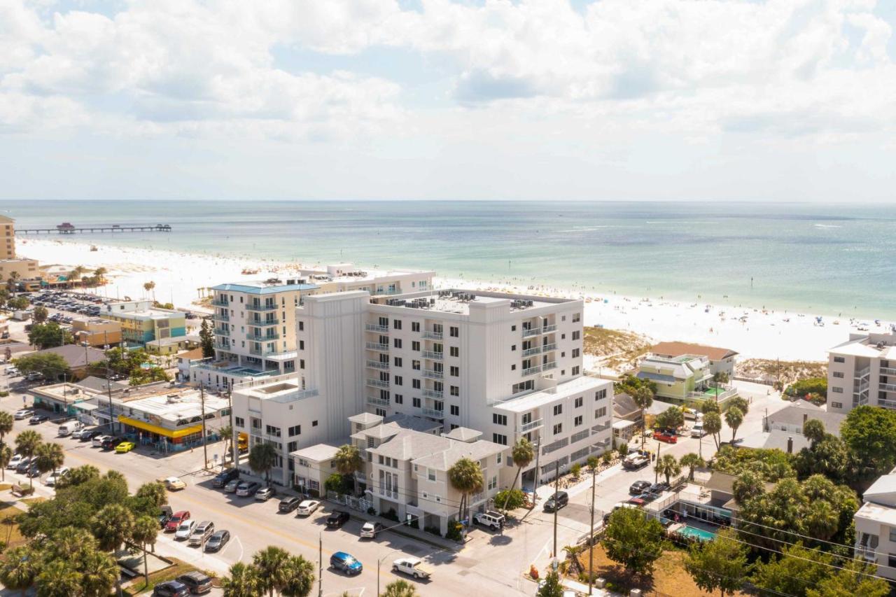 Coastal Sea Side Townhome - Walk To Beach! Clearwater Beach Eksteriør billede