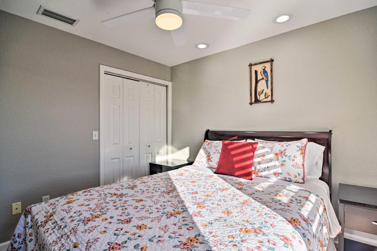Coastal Sea Side Townhome - Walk To Beach! Clearwater Beach Eksteriør billede